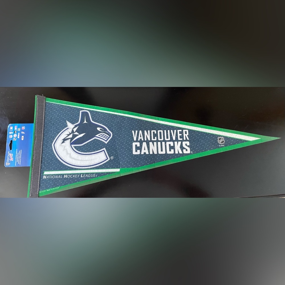 Vancouver Canucks Pennant